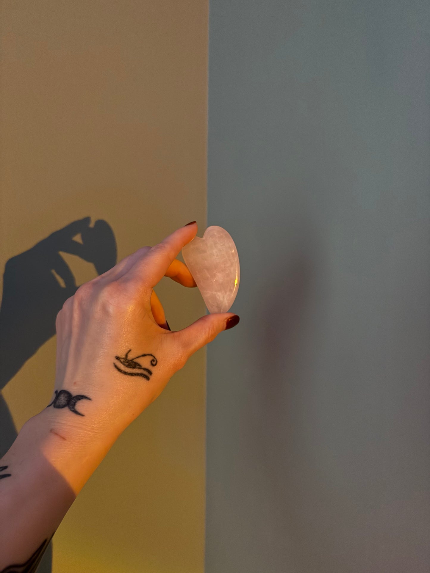 Rosa Quartz Mini Gua Sha & Facial Roller Set