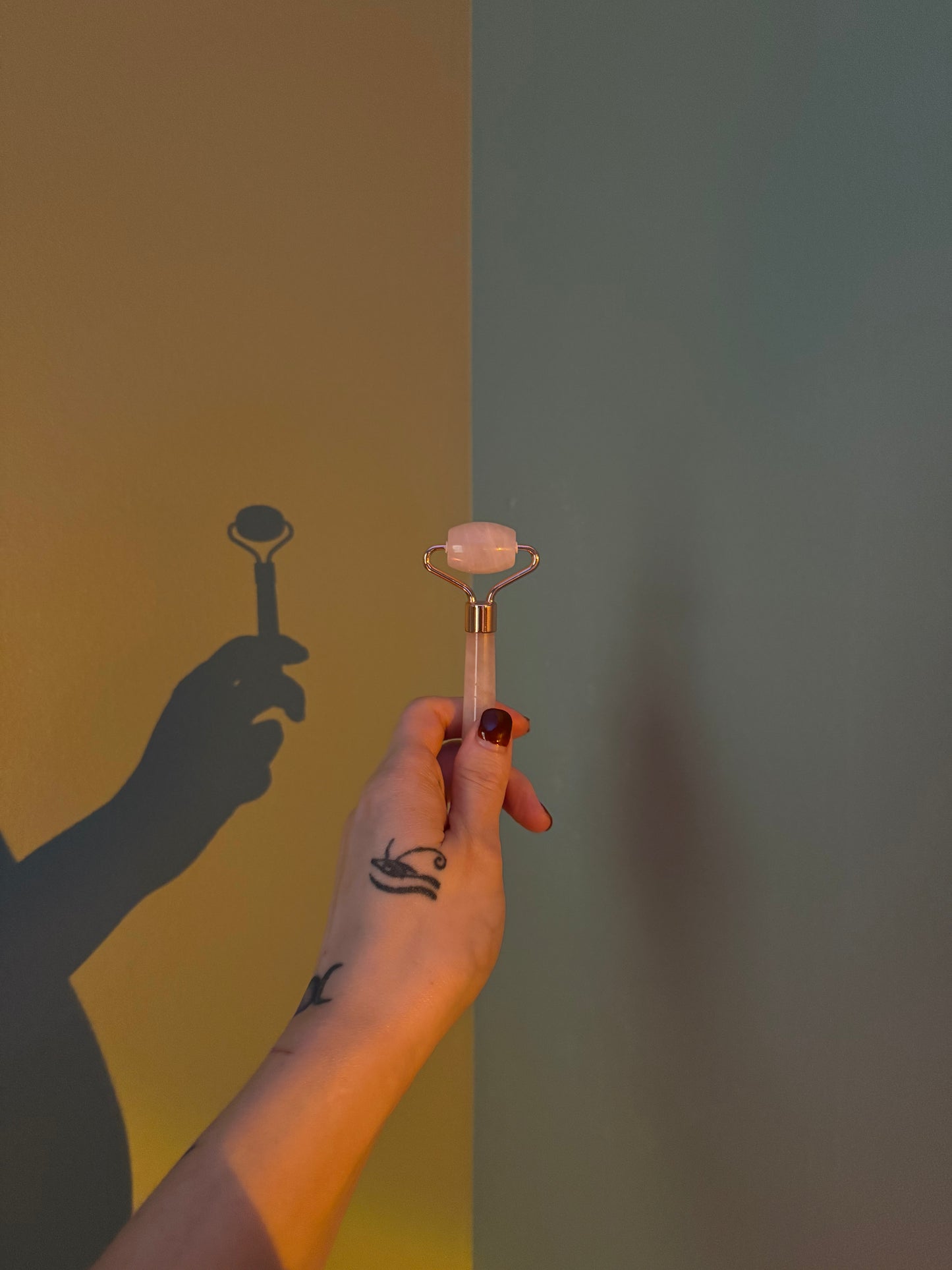 Rosa Quartz Mini Gua Sha & Facial Roller Set